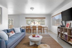 TV, fireplace, stereo, offices