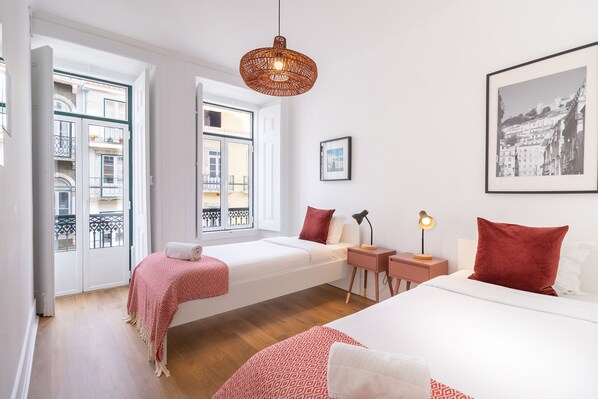 2 chambres, fer et planche à repasser, Wi-Fi gratuit, draps fournis