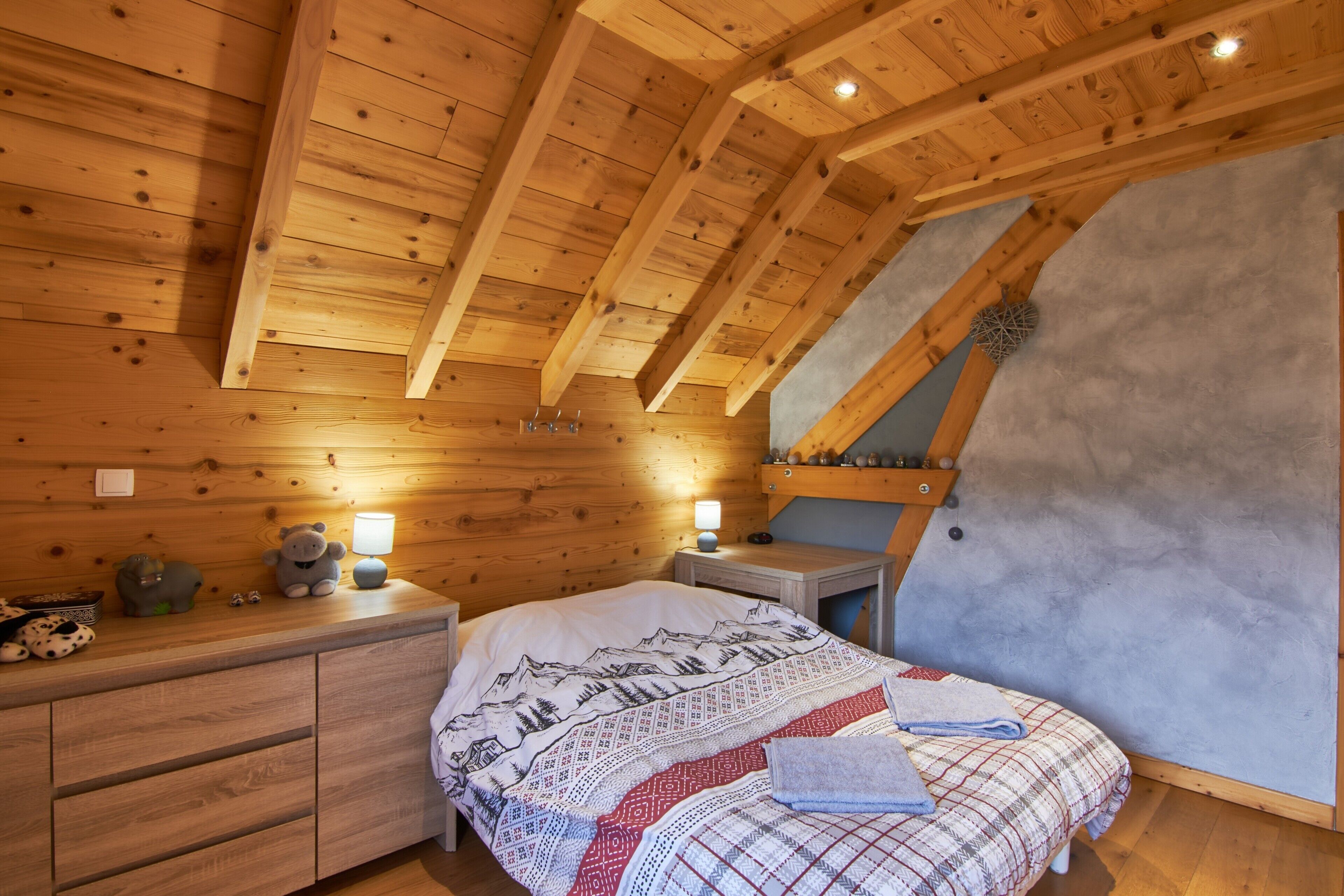 3 habitaciones, tabla de planchar con plancha y wifi gratis 