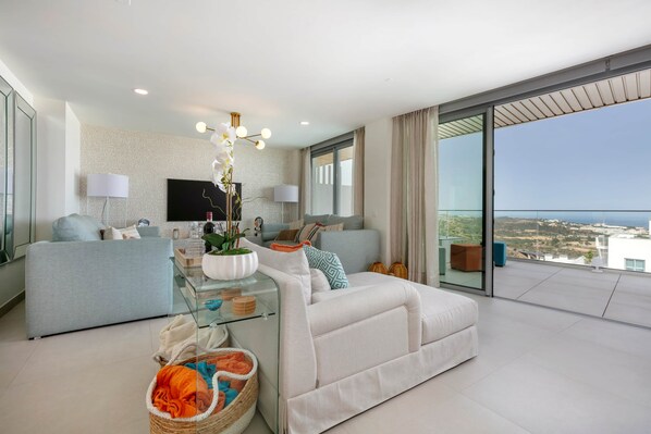 Smart TV - RDR263 - Unbelievable 3 bedroom Apt in the ONE RESIDENCES (La Cala de Mijas)