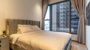 2 bedrooms, in-room safe, iron/ironing board, travel cot