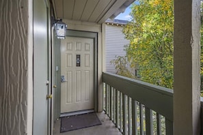 Exterior detail - La Vista Blanc 76- Nice Condo Close to Red Line Sh (Mammoth Lakes)