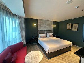 Deluxe Suite - Vivanta Meghalaya, Shillong (Shillong)