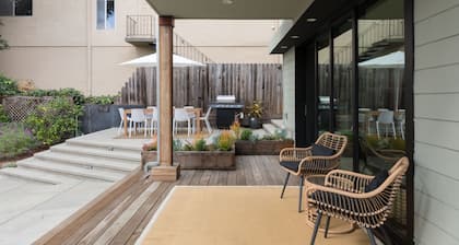 Elegant & Luxe 5BR Escape w/ Tiki Barn - Close to SF & Minutes to Piedmont/Grand