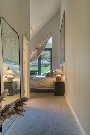 Interior - Luxury 3 bed beach chic apartment (Salcombe)