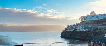 Luxury 3 bed beach chic apartment