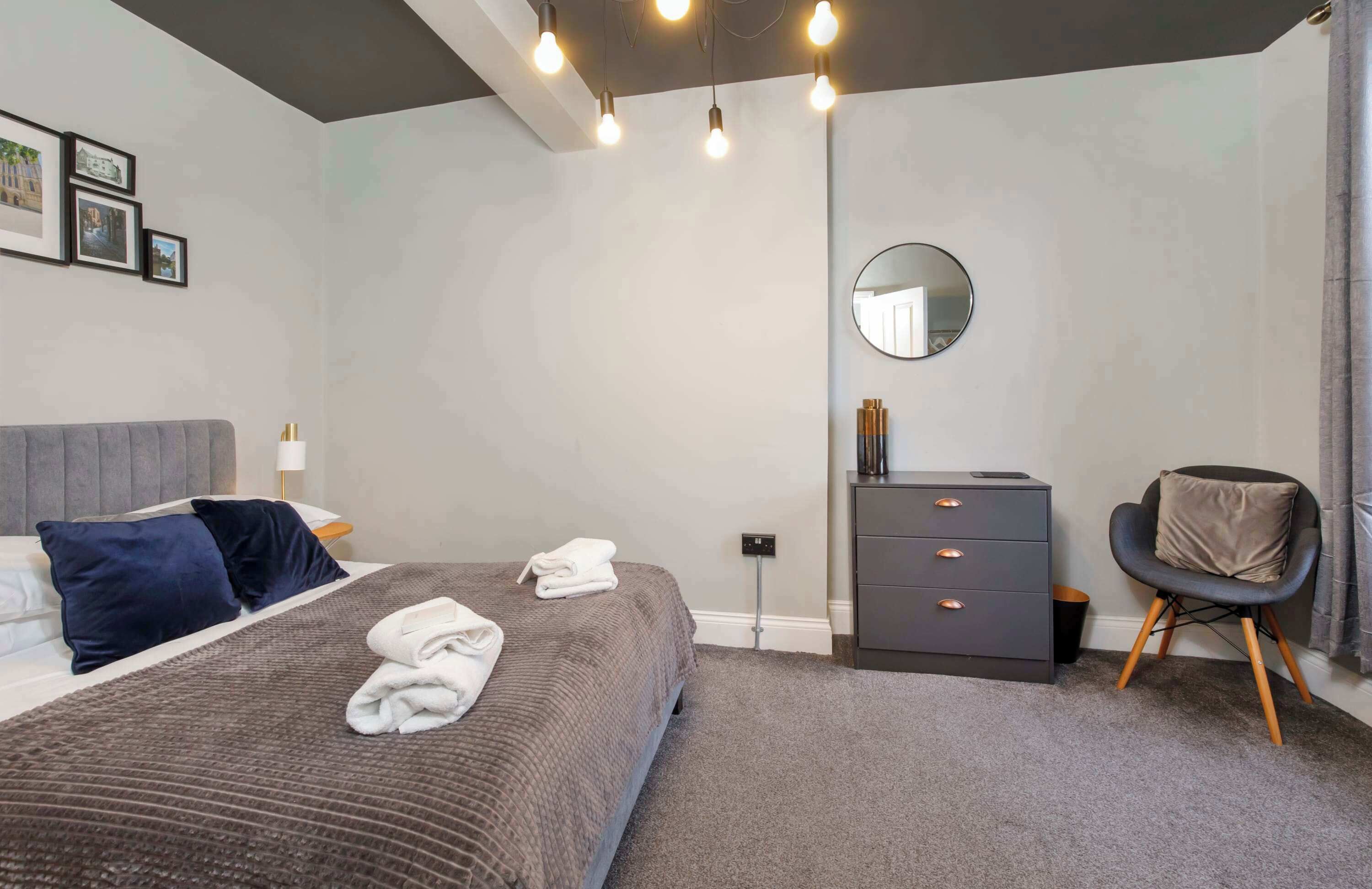 2 soverom, strykejern/-brett, wi-fi og sengetøy