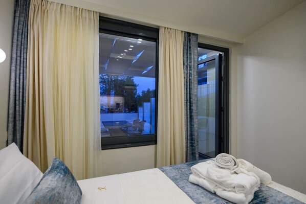 1 bedroom, iron/ironing board, travel cot, WiFi