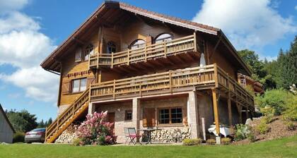 Grand chalet 4 étoiles au Grand Valtin proche de Gérardmer 7chambres-4sdb, 4wc