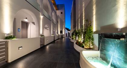 Deluxe Suites Santorini