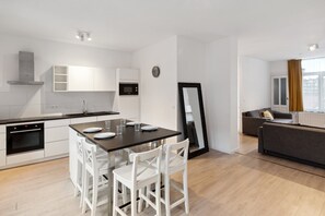 Two Bedrooms - 3rd Floor - 345000 | Private kitchen | Fridge, dishwasher, espresso maker, electric kettle - Degroux by Homenhancement (Brussels)
