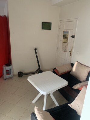Interior - Private room at apartment najm next to casanearshore (Casablanca)