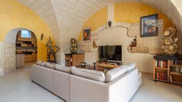 Télévision, lecteur de DVD, chaßne hi-fi