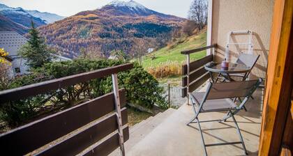 Les Tilleuls 22 - rez de jardin - balcon vue montagne