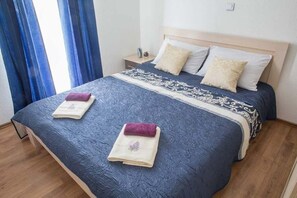 9 habitaciones y wifi