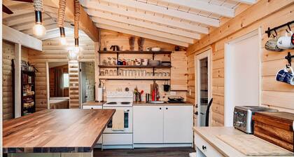 Muskoka Creekside Escape