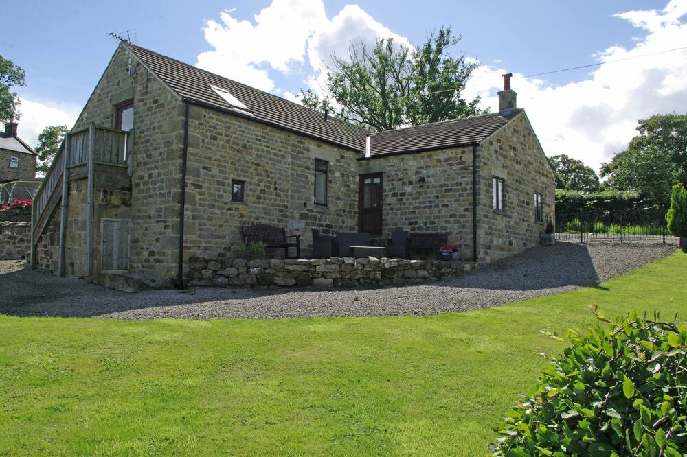 Country Hideaways | Mistle House | Near Galphay