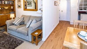 Smart-TV, DVD-spiller og stereoanlegg