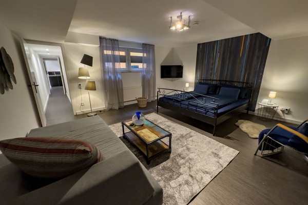 1 dormitorio, tabla de planchar con plancha, wifi gratis y ropa de cama