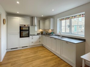 Geschirrspüler, Hochstuhl