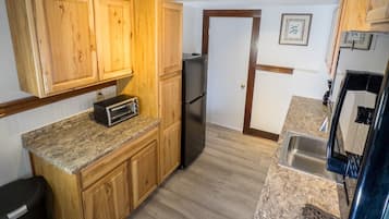 冰箱、微波炉、洗碗机、茶具/咖啡用具