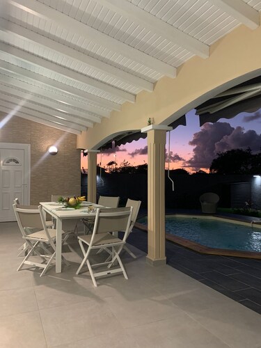 Villa Sita avec piscine privée à proximité de la Maison de Zévallos