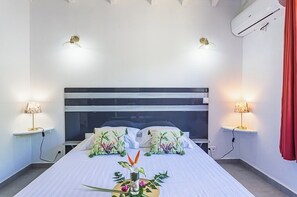 2 chambres, fer et planche à repasser, Wi-Fi gratuit, draps fournis