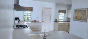 Private kitchen - Villa Escape (Jolly Harbour) (Saint Mary's)