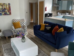 Interior - Windermere Lodge (Windermere)