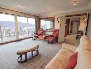 Småhus | Oppholdsområde | DVD-spiller