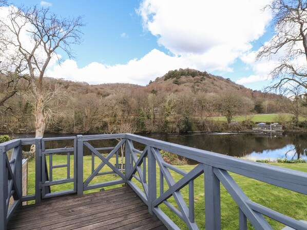 Property grounds - Riverside Retreat (Ulverston)