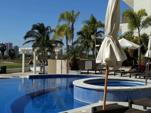 City Condo | Terrace/patio - Condos SB (Mazatlán)