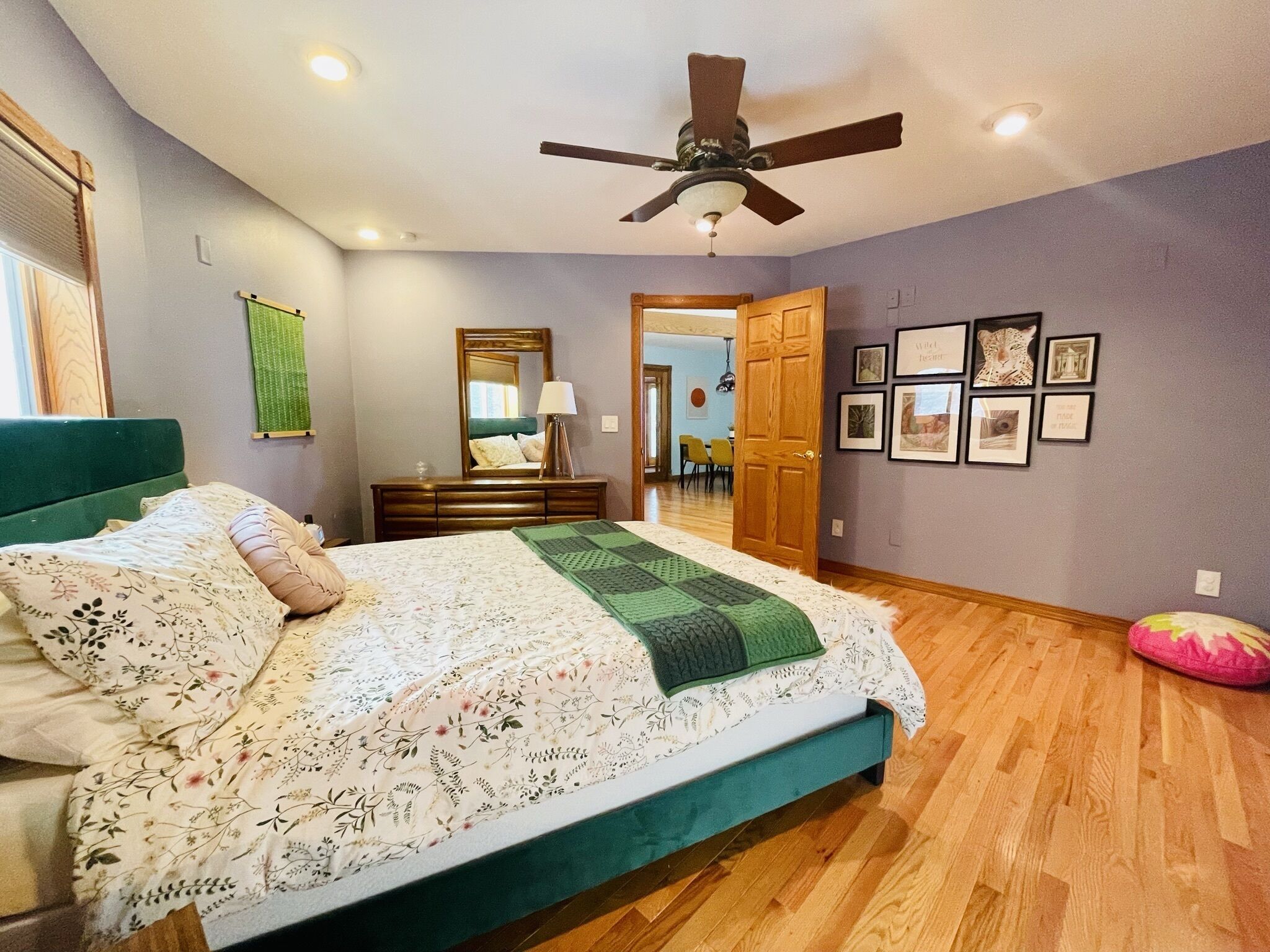 4 chambres, bureau, fer et planche à repasser, Wi-Fi gratuit