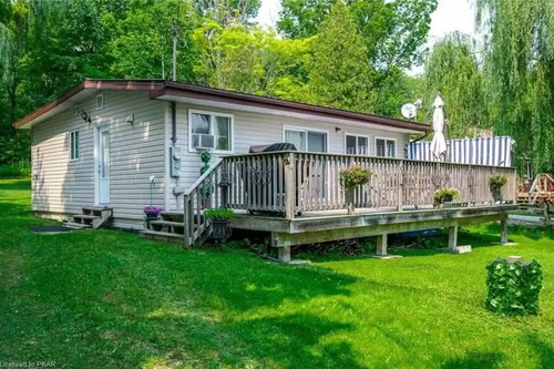 Beautiful Cottage Rice lake. 14’ft Hottub & Sauna
