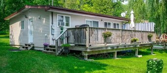 Beautiful Cottage Rice lake. 14’ft Hottub & Sauna