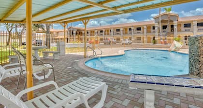 Texas Inn Donna