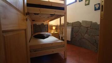 2 bedrooms, iron/ironing board, travel crib, free WiFi