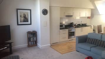 Smart TV, DVD player, foosball, table tennis