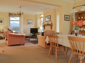 Living area - 2 bedroom accommodation in How, near Portinscale (How, near Portinscale)