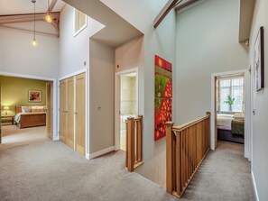 6 chambres, Wi-Fi gratuit, draps fournis