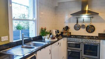 Dishwasher, highchair