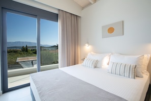 3 bedrooms, iron/ironing board, travel crib, free WiFi