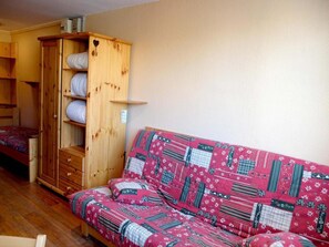 Room - 10m from ski slopes, 3rd floor, television, ski locker, 16m², Tignes (Tignes)