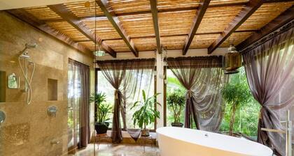 Little Dubai • 4 BR Luxury Villa in Pacifico • Ocean View & Infinity Pool • 8 Guests