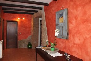 Interior - Rosa dei Venti Sicilian house between the sea and the countryside (Sant'Alessio Siculo)