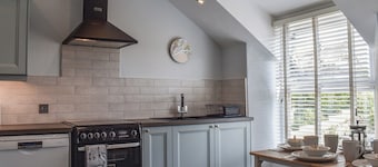 3 bedroom accommodation in Arnside