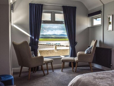 3 bedroom accommodation in Arnside