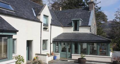 Historic Lochside Estate-house overlooking Isle of Skye