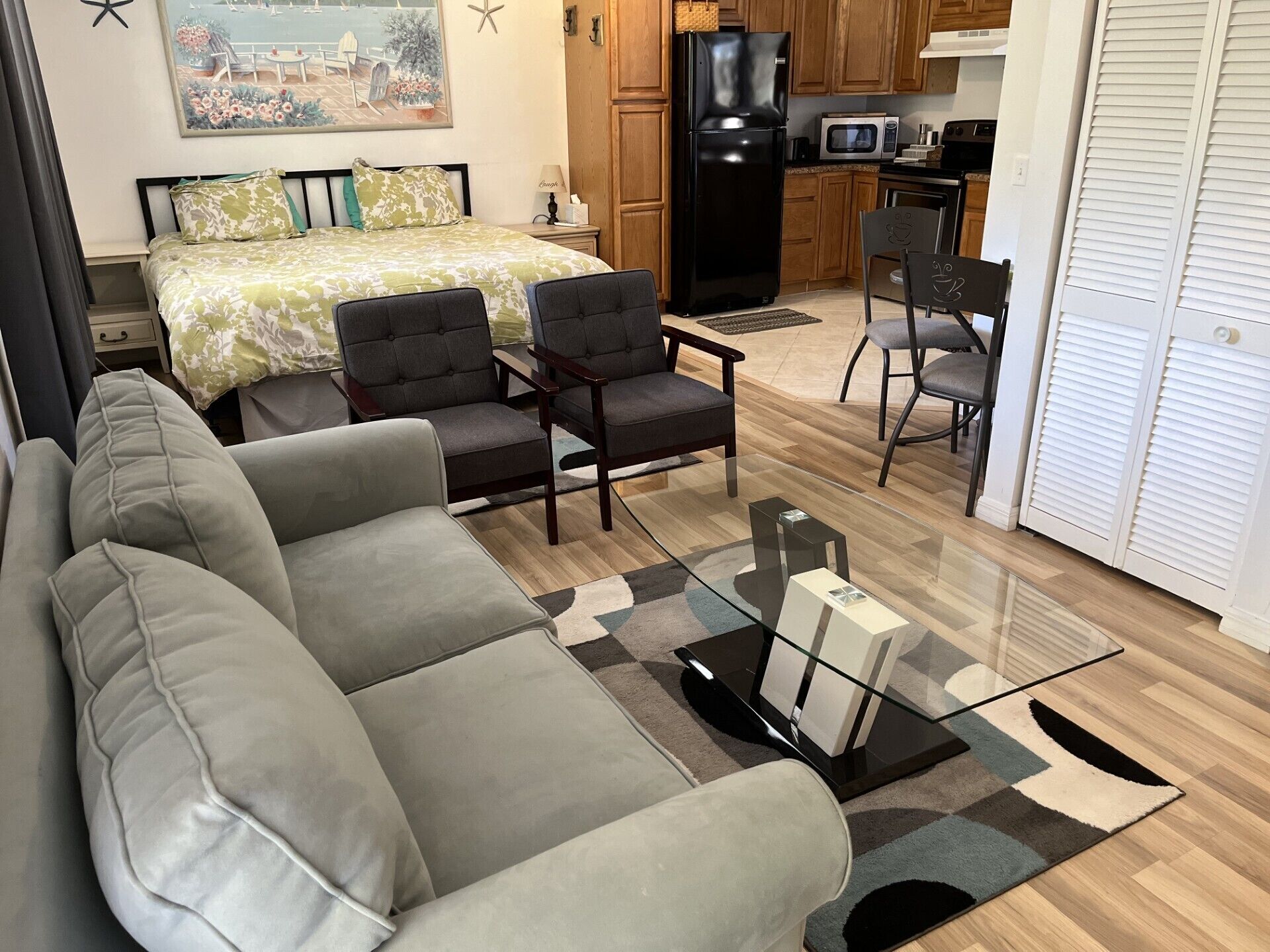 1 soverom, strykejern/-brett, wi-fi (inkludert) og sengetøy