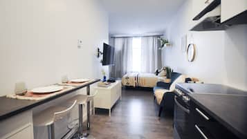 Bureau, Wi-Fi, draps fournis